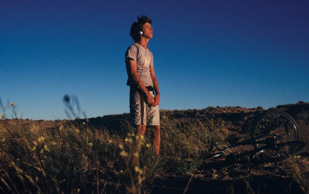 Glue - Coming-of-Age in Patagonien zwischen Punk, Klebstoff und ersten Küssen - Coverbild