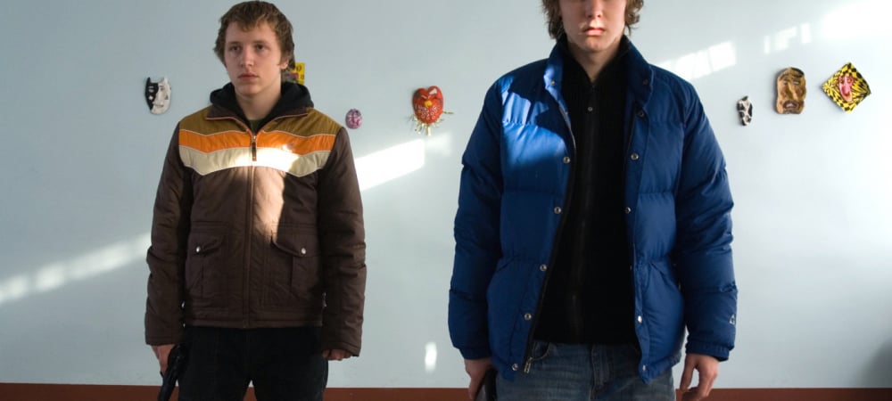 Filmstill: Joosep und Kaspar in der Schule - nirgendwo ist sicher.