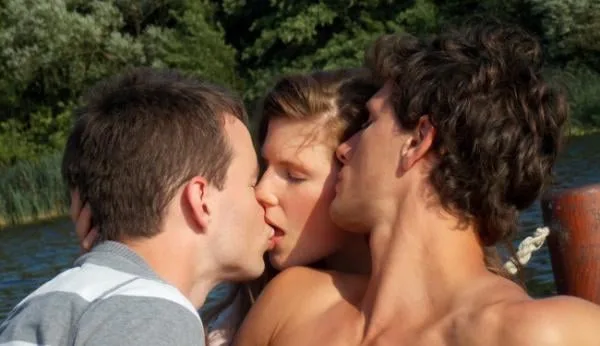 More than Friendship - Wenn Liebe zu dritt auf eine letzte Reise geht - Coverbild