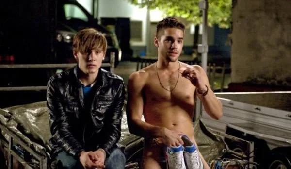 Romeos - Trans Coming-of-Age mit viel Herz und etwas Macho-Allüre - Coverbild