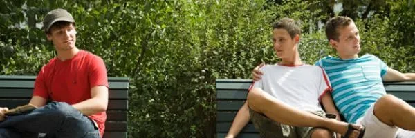 Schlafmangel schwächt deine Impulskontrolle - Auch in der Beziehung - Coverbild